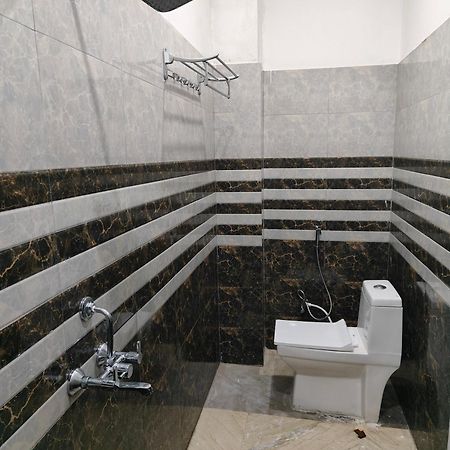 Sky Inn Paying Guest House Βαρανάσι Εξωτερικό φωτογραφία