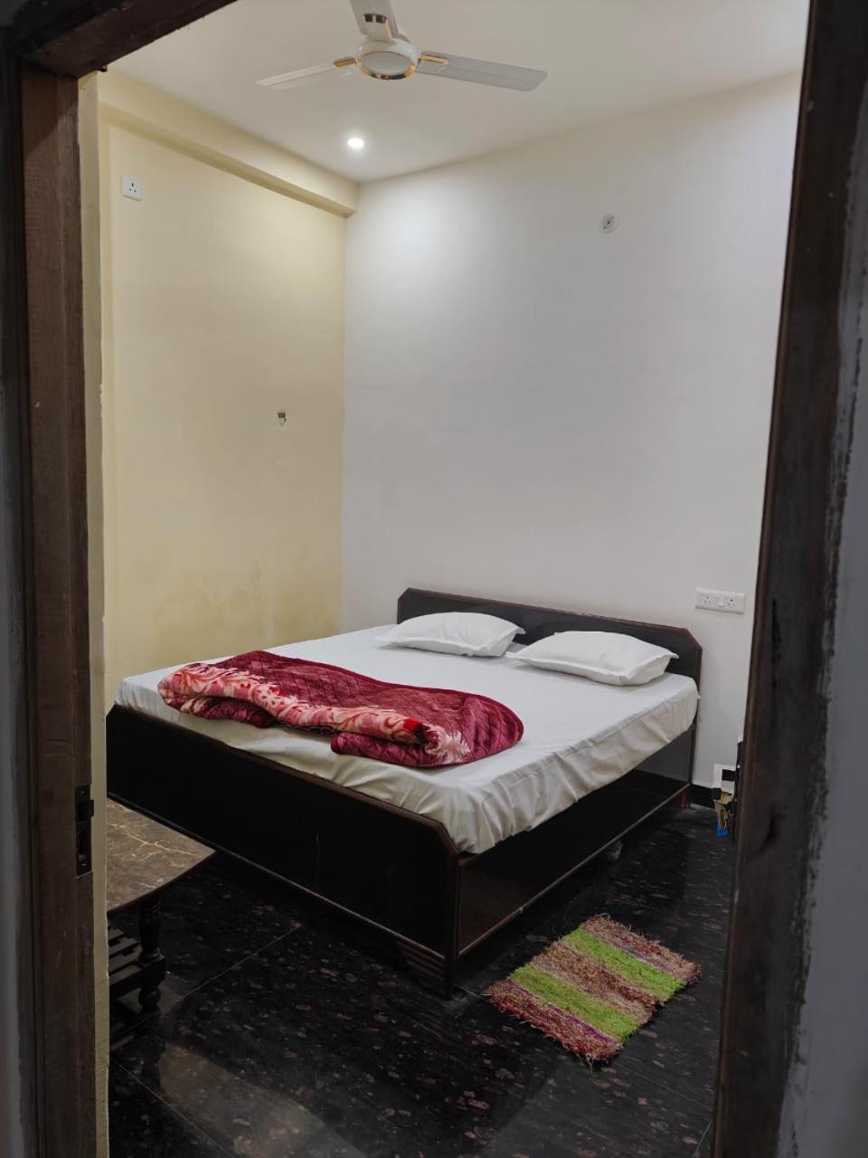 Sky Inn Paying Guest House Βαρανάσι Εξωτερικό φωτογραφία