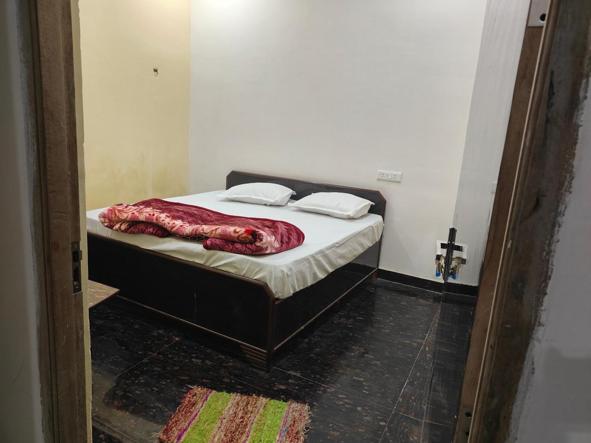 Sky Inn Paying Guest House Βαρανάσι Εξωτερικό φωτογραφία